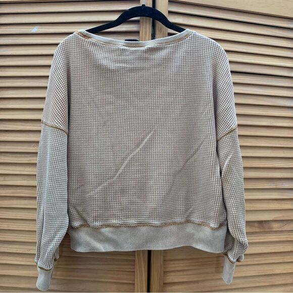 Urban Outfitters Tan Thermal size XS - Picture 6 of 6